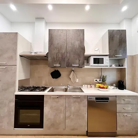 Il Dandy Con Parcheggio *